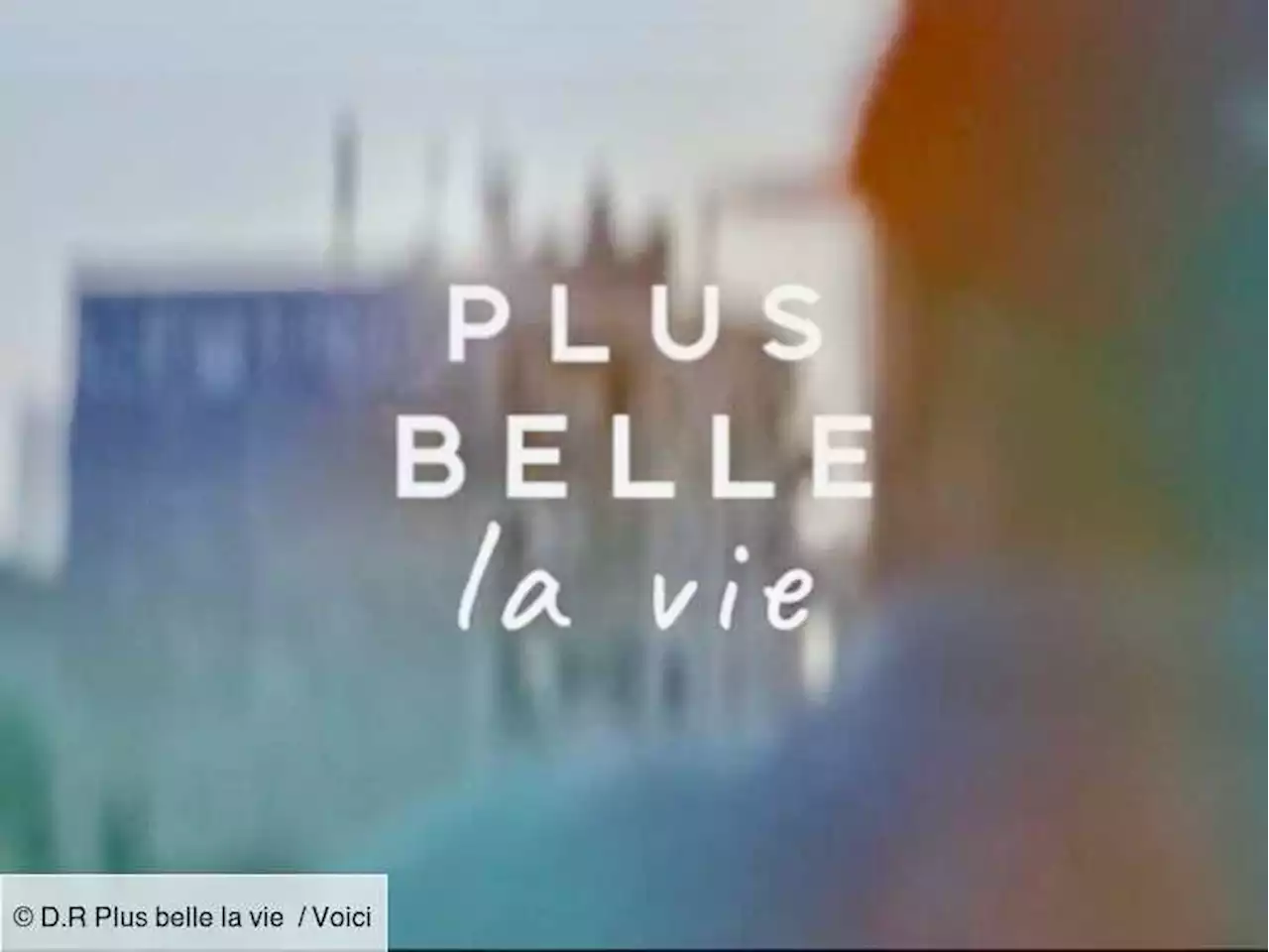 Plus belle la vie : un acteur emblématique moque l'audience de l'émission remplaçante de la série - Voici