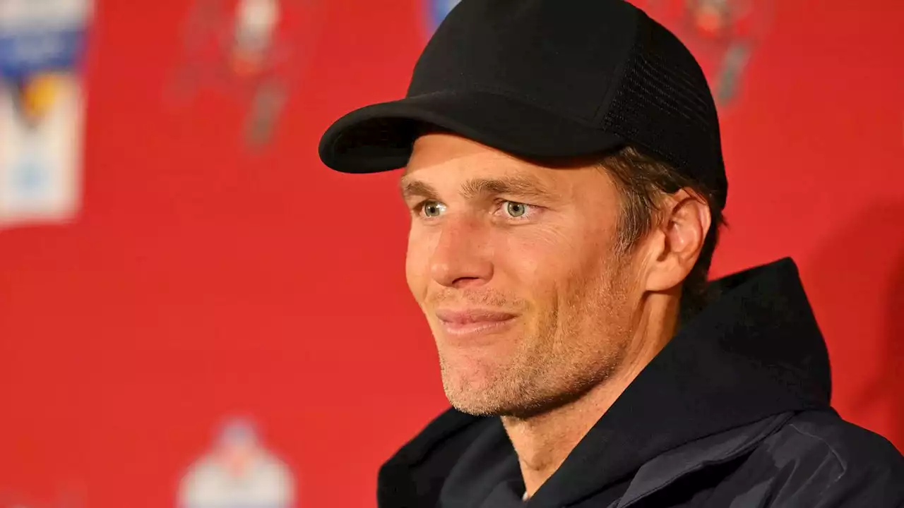 Tom Brady, Steph Curry and others face a widening securities investigation over FTX crypto fraud