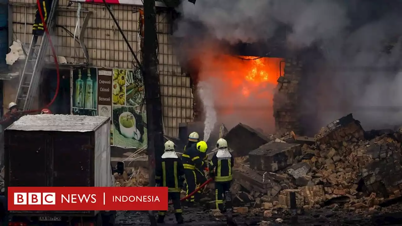 Zelensky kecam aksi ‘teror’ Rusia, listrik Ukraina padam akibat rudal - BBC News Indonesia