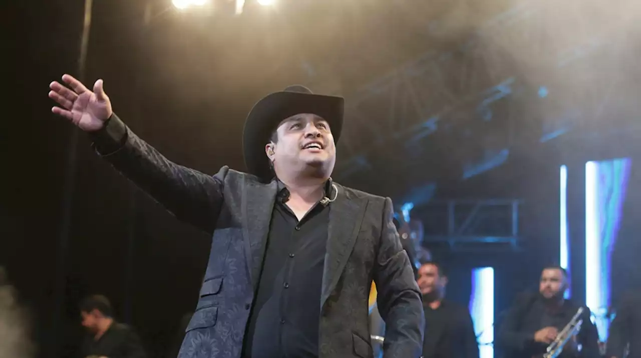 Julión Álvarez y Su Norteño Banda Debut in Top 10 on Regional Mexican Albums Chart