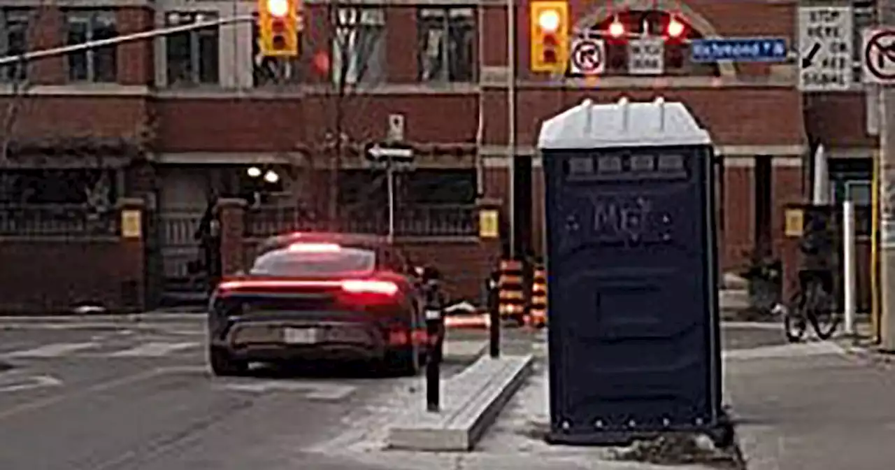 You can now poop in a Toronto bike lane because why the heck not