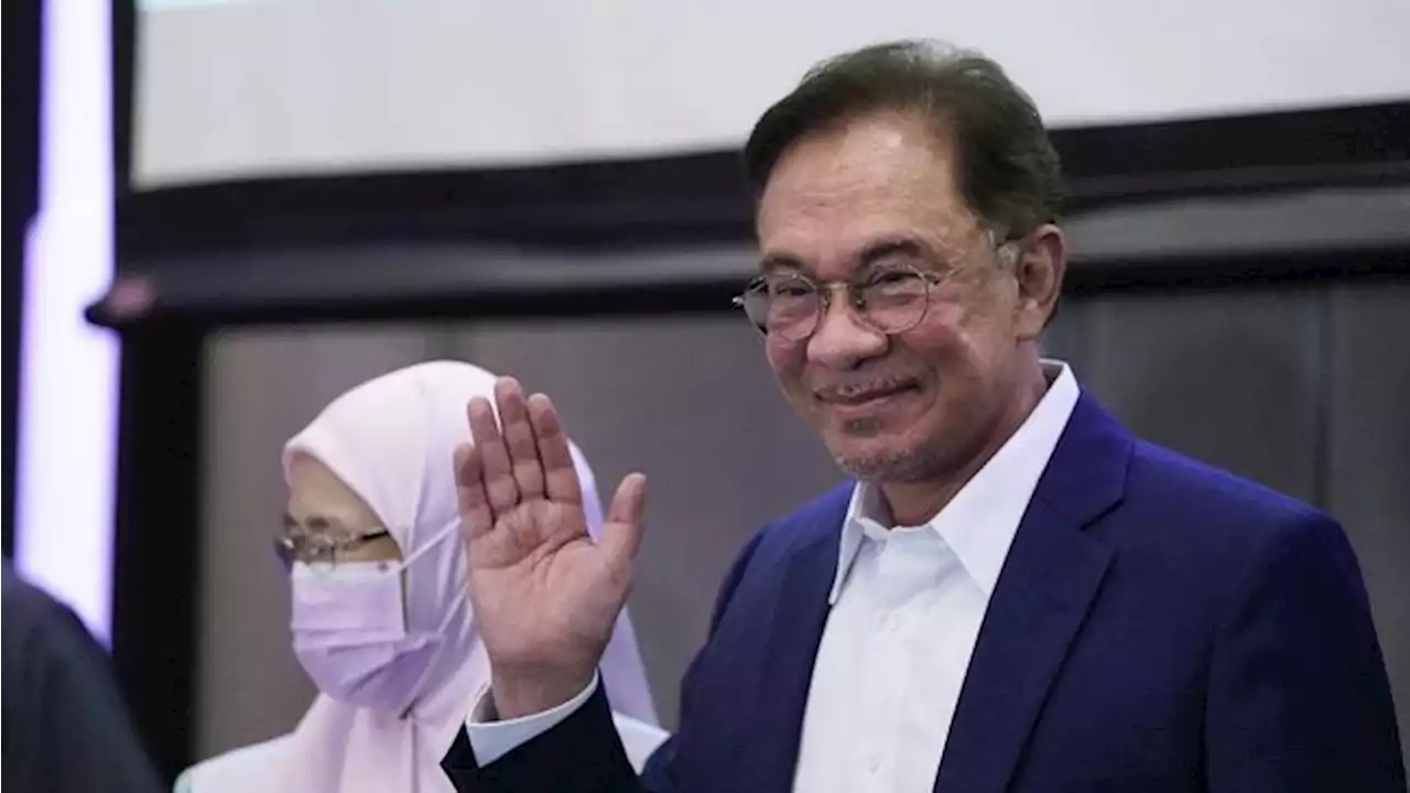 Profil Anwar Ibrahim: Mahathir, Skandal Sodomi ke PM Malaysia