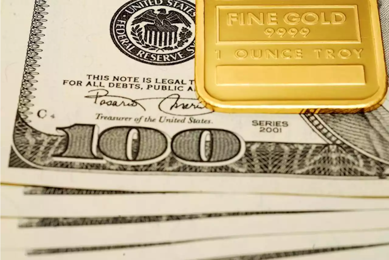 Gold Price Forecast: XAU/USD reaches new week high on soft US Dollar, post-Fed minutes