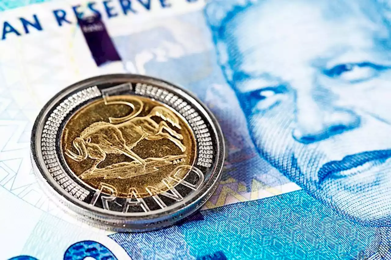 USD/ZAR seen edging lower towards 15.00 over next 12 months – SocGen