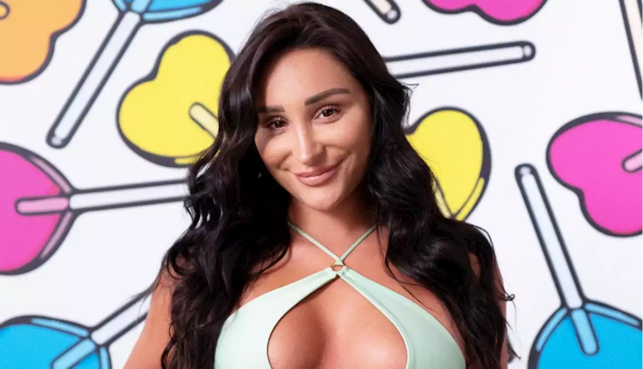 Coco Lodge throws shade at Love Island co-star as they move on with new girl