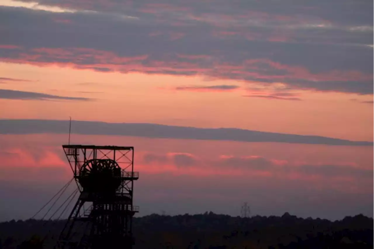 Bankers pour cold water on red hot coal