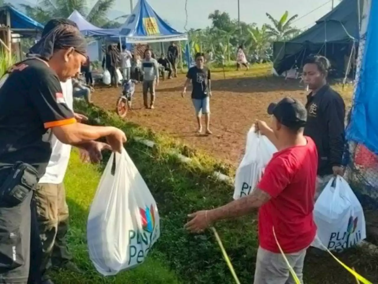 Bantu Korban Gempa Cianjur, PLN Kirim Tenda Darurat hingga Selimut