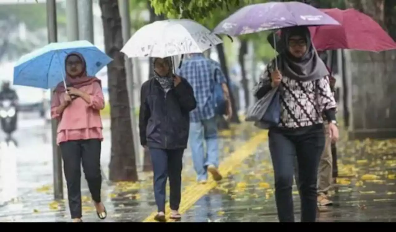 Cuaca DKI Jakarta dan Kepulauan Seribu Hari Ini: Diawali Pagi yang Cerah, Hujan Siang Hari