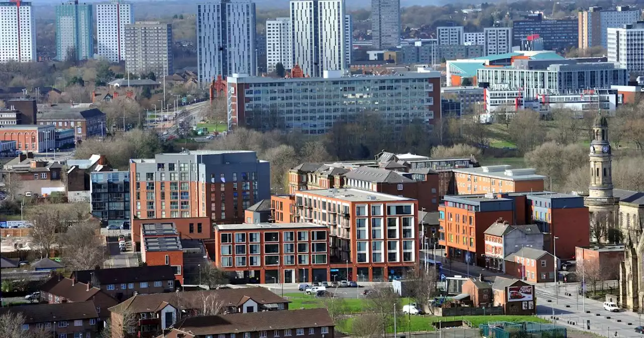 Residents baffled by mysterious loud bangs heard across Salford and Manchester