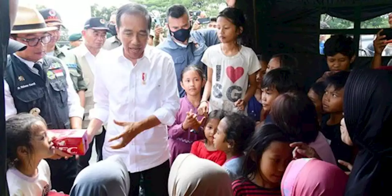 Jokowi Ungkap Dua Kendala Distribusi Logistik Korban Gempa Cianjur | merdeka.com