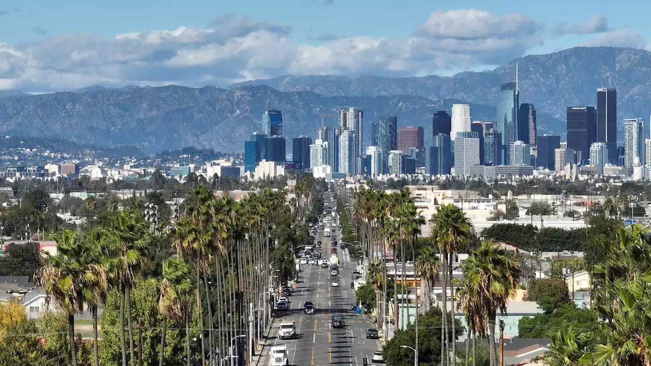 Santa Ana Winds Are in SoCal's Thanksgiving Day Forecast