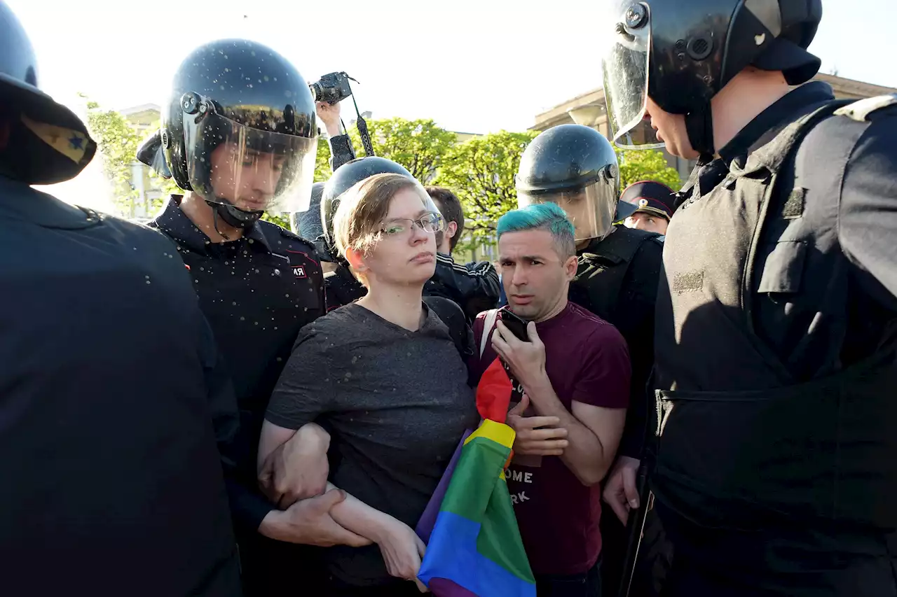 Russia to punish promoting LGBTQ rights with up to $82K fine, jail time