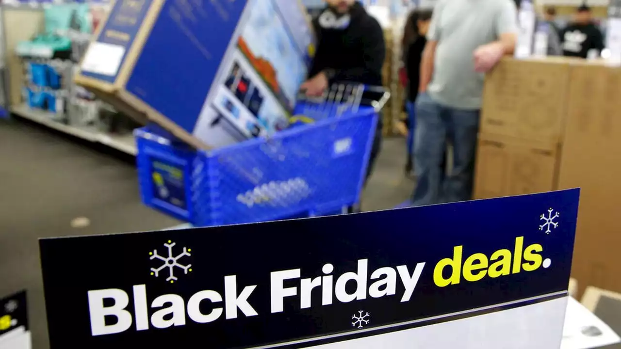 What time does Black Friday 2022 start? When do stores open?