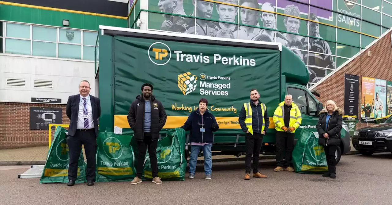 Saints and Travis Perkins join for Christmas toy collection