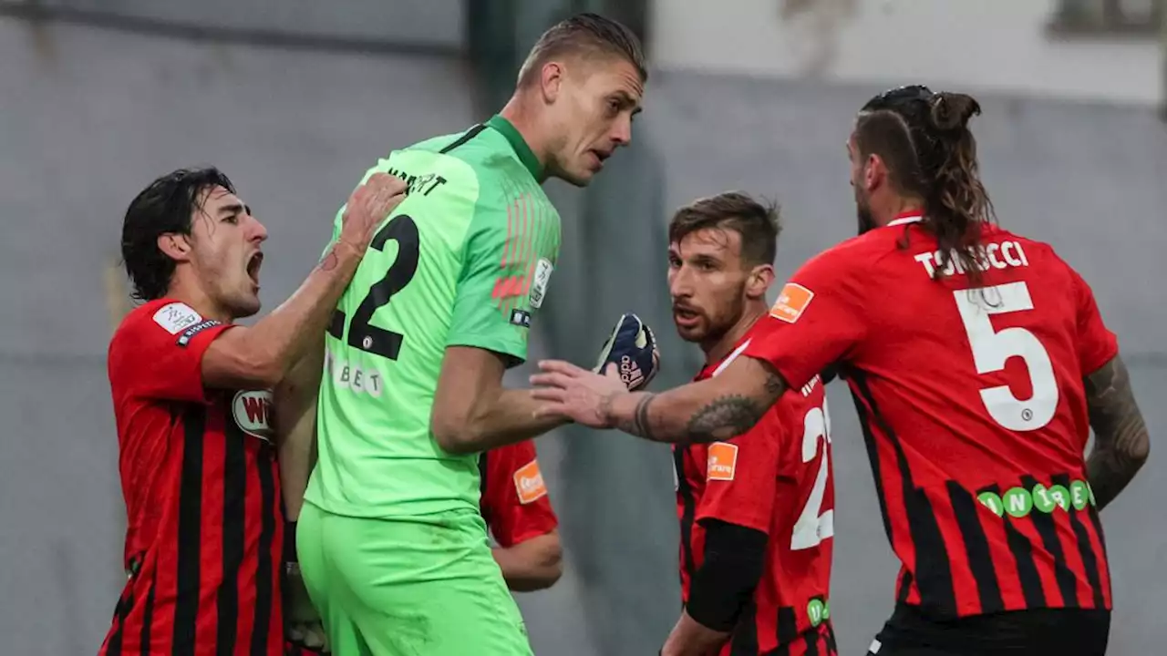 De Foggia-episode van Oranje-keeper Noppert: 'Hij rookte als een schoorsteen'