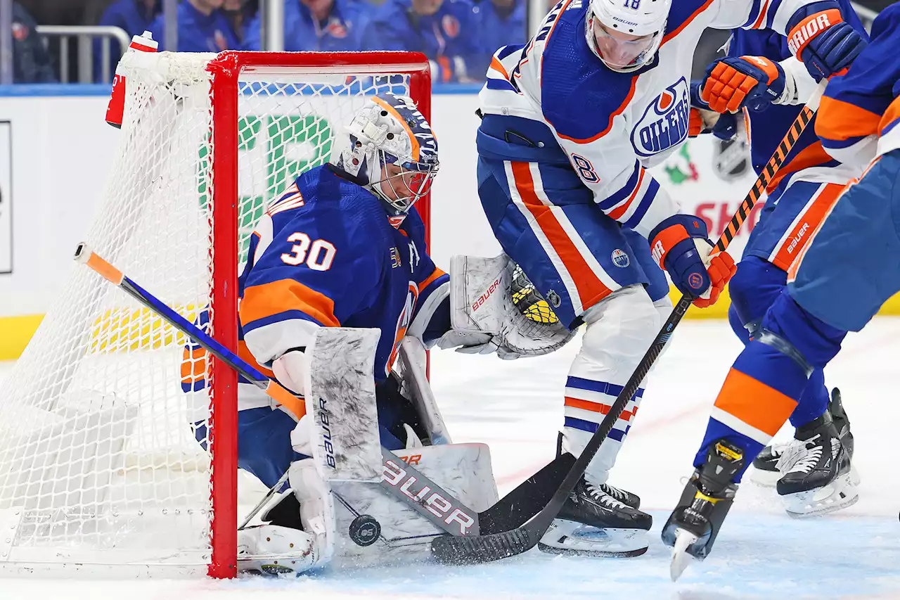 Islanders blank Oilers to earn feel-good win at quarter mark