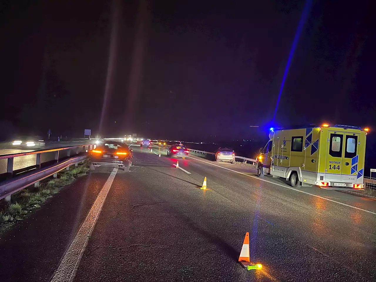 Gossau SG / A1: Auffahrunfall mit vier beteiligten Autos