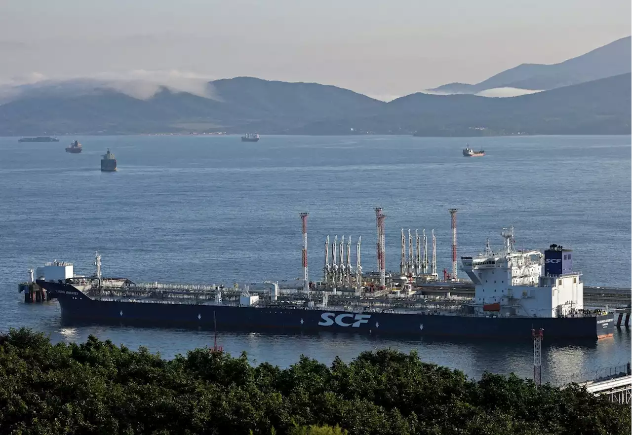 EXPLAINER: Russia's tanker fleet too small to bypass oil price cap