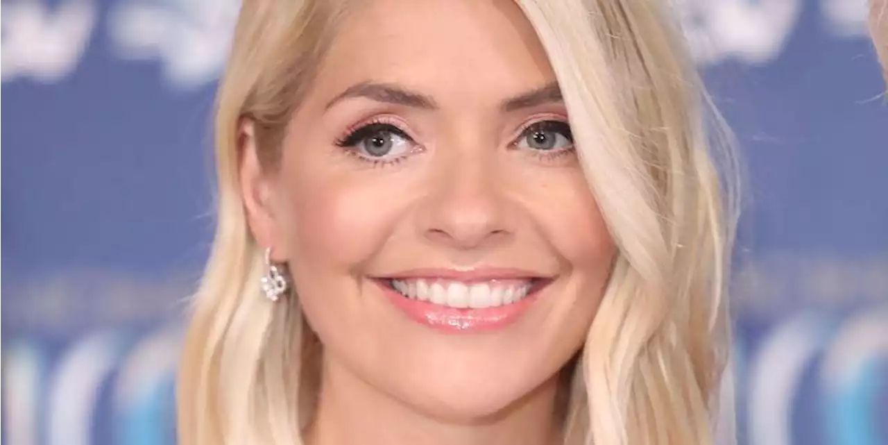 Holly Willoughby is a fan of these two cult mascaras