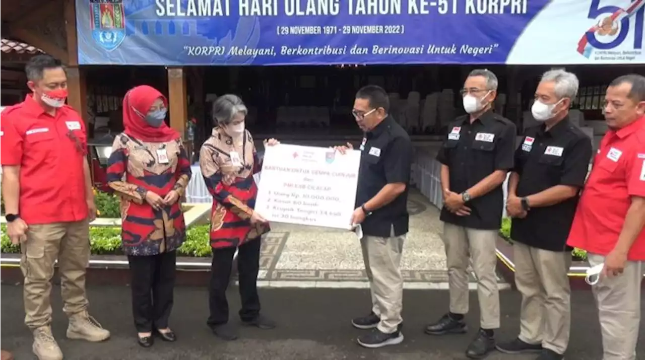 PMI Cilacap Salurkan Bantuan untuk Korban Gempa Cianjur |Republika Online