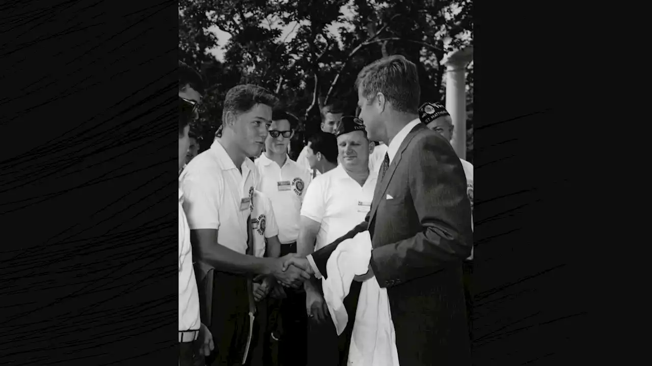 Yes, This Photograph Shows Bill Clinton Meeting JFK