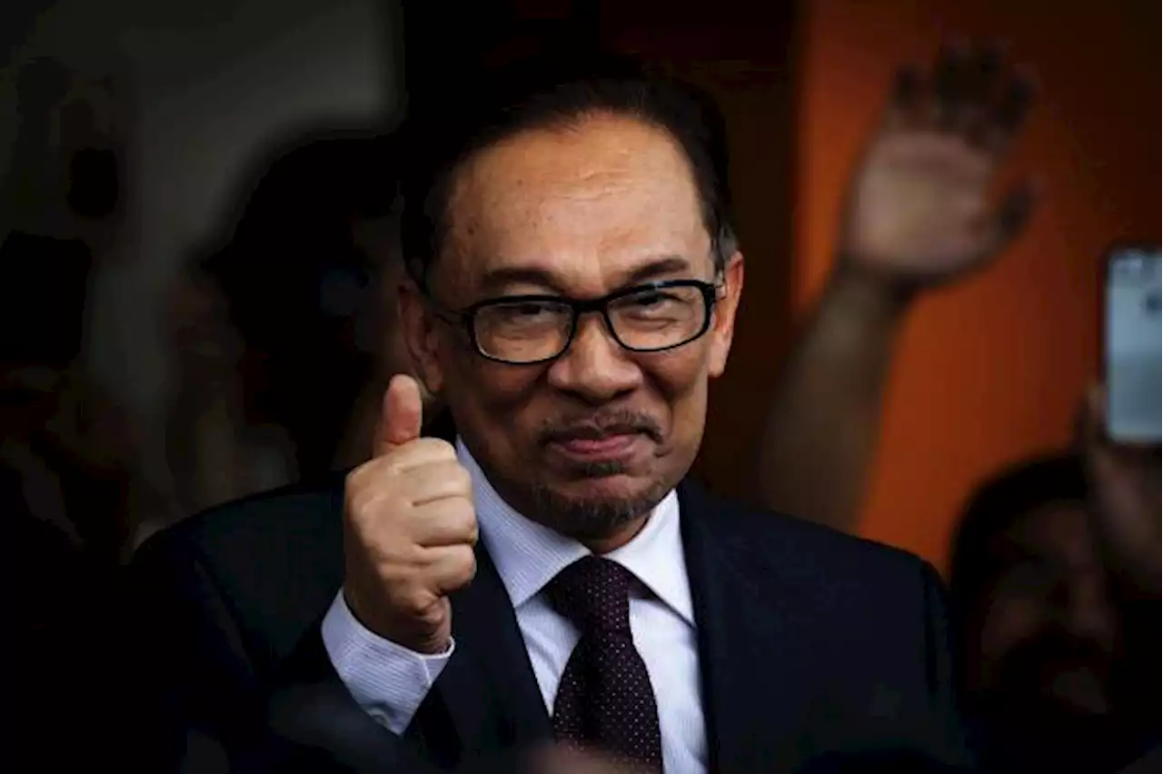 GE15: Anwar to be sworn in as Malaysia's 10th PM at 5pm today