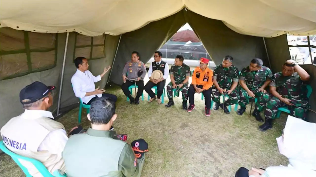 Kembali Ke Cianjur, Jokowi Ingin Pastikan Proses Evakuasi Korban Gempa Berjalan Lancar