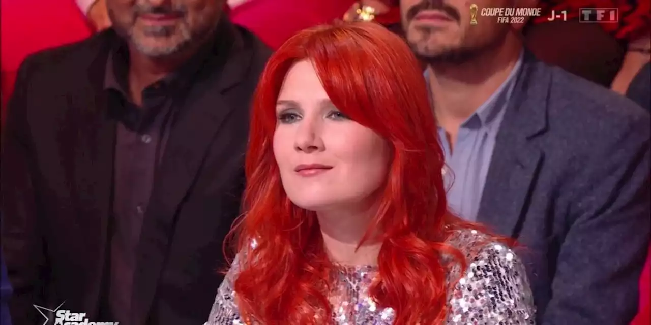 “On a vécu un truc de fou” : Adeline Toniutti fond en larmes pour son dernier cours de chant avec les finalistes de la Star Academy