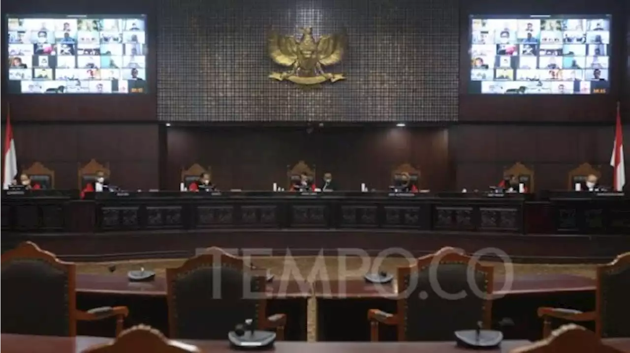 MK Tolak Gugatan soal Masa Jabatan Presiden dan Wakil Presiden