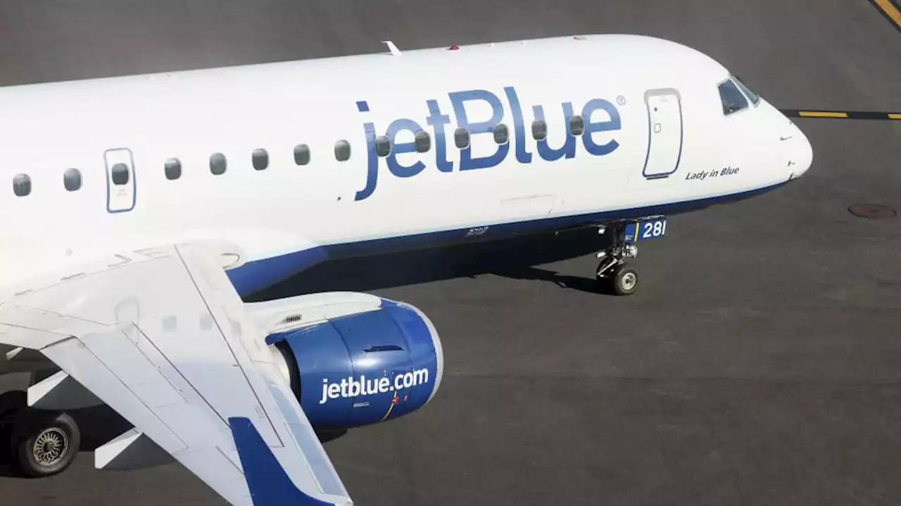 Drunken Man Allegedly Held Razor to Woman’s Throat On JetBlue Flight, Cops Say