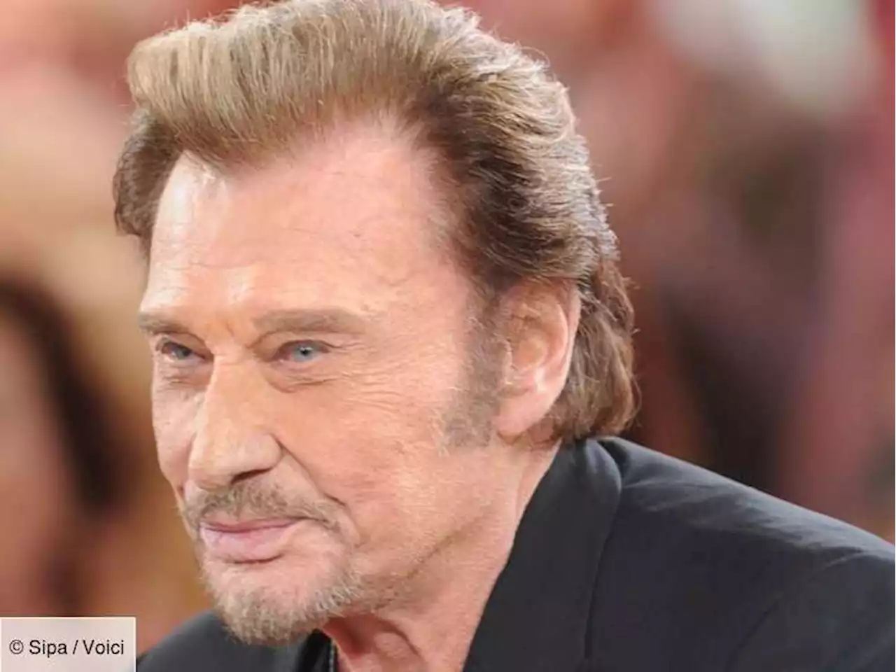 Johnny Hallyday : des révélations déchirantes sur le calvaire chanteur lors la tournée des Vieilles Canailles - Voici