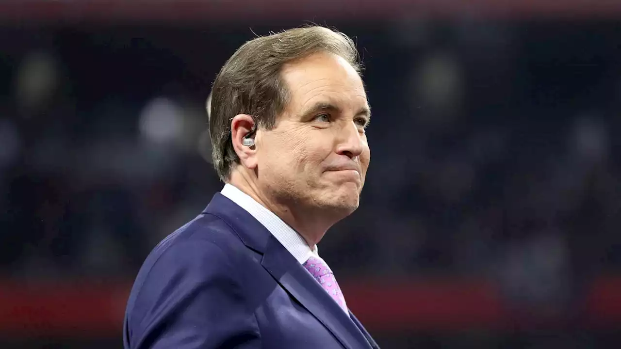 Jim Nantz says he doesn't want to hear about announcer's jinx moments before jinxing Michael Badgley