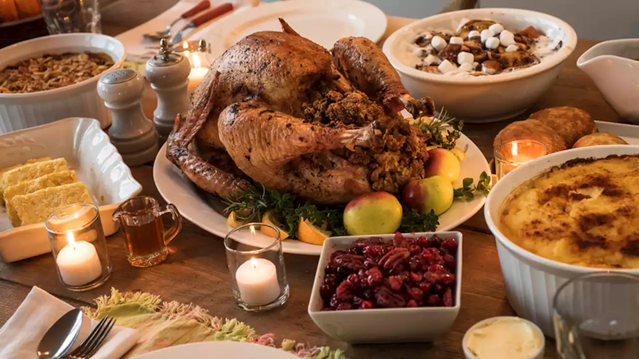 Uvalde families prepare Thanksgiving meals for neighbors as holiday marks 6 months since tragedy