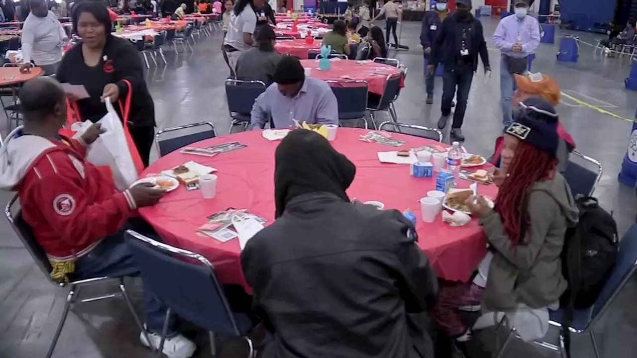 'Houston is a giving city': downtown super feast feeds nearly 20,000 people