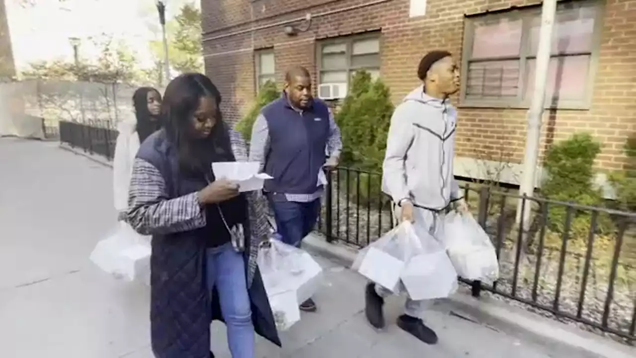 City Meals-on-Wheels delivers 16,000 turkeys to home-bound seniors this Thanksgiving