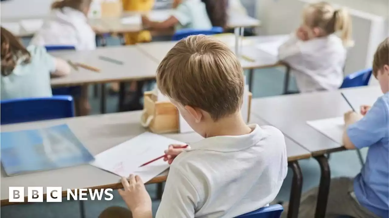 NI Education: School funding in NI is 'on a precipice'