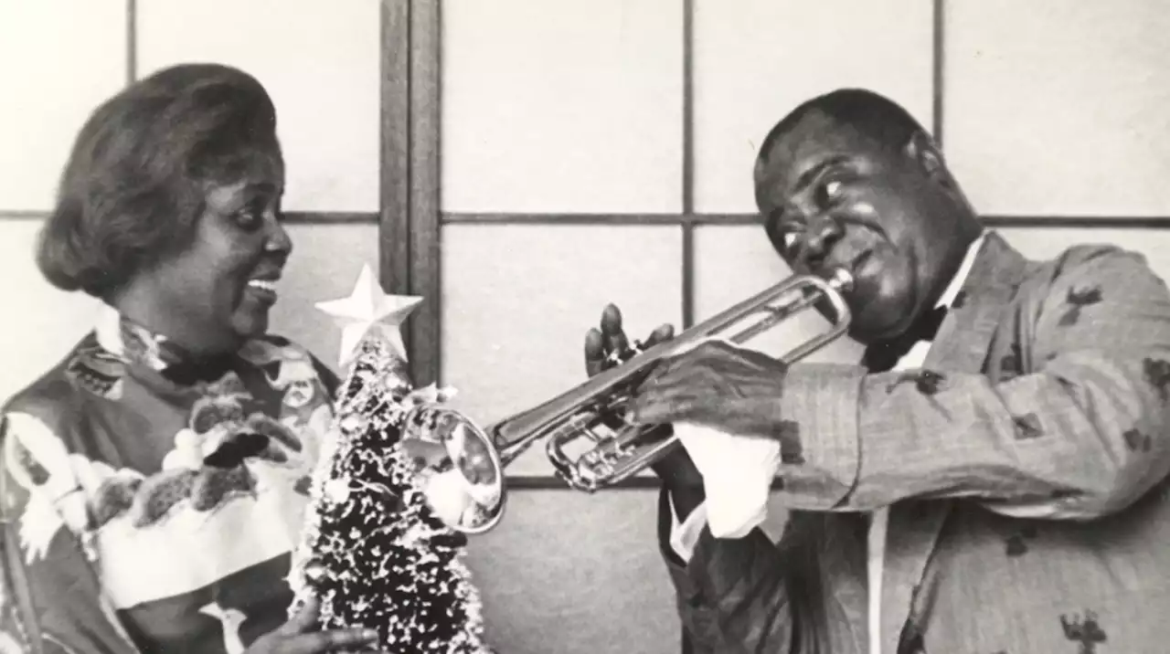 Louis Armstrong’s New ‘Cool Yule’ Holiday Album Debuts in the Top 10 Across Billboard Charts