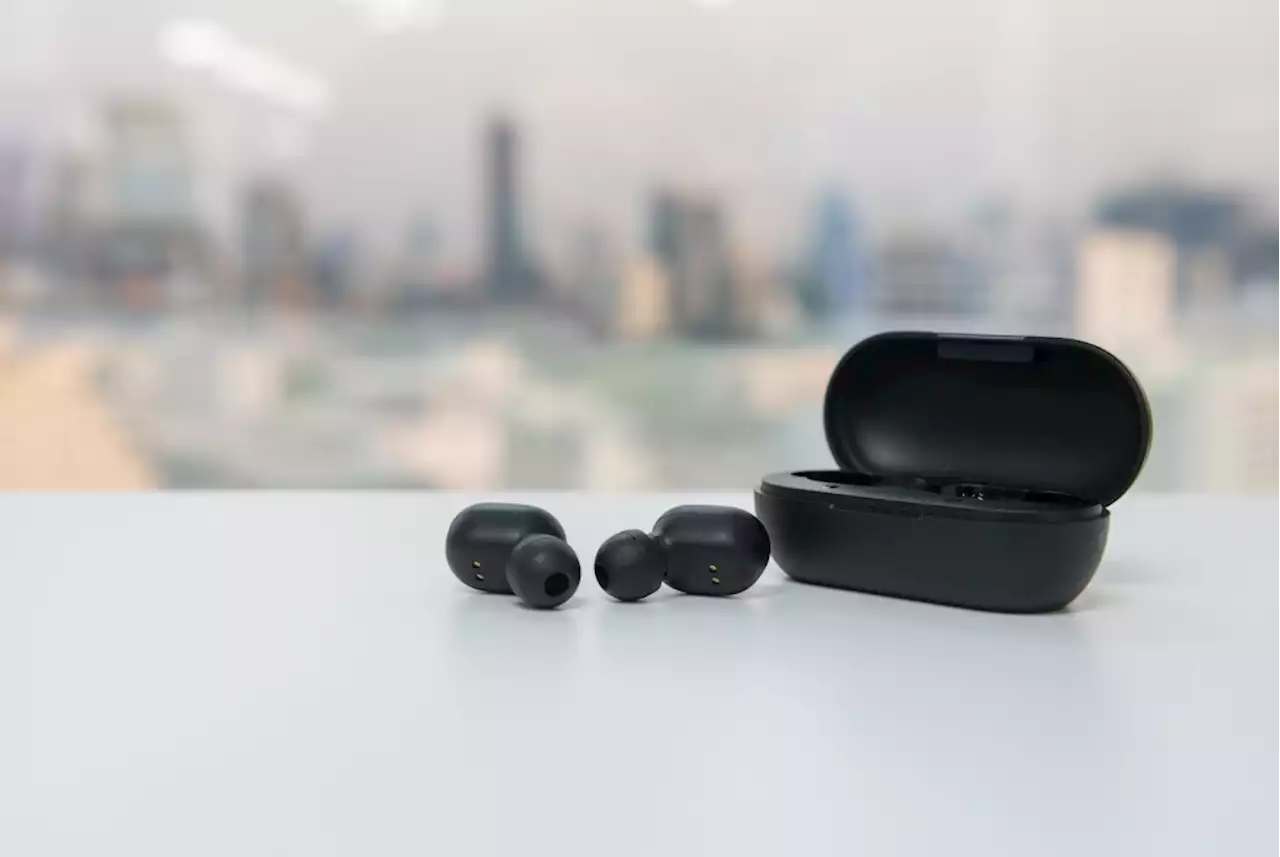 The 14 Best Earbuds to Buy Right Now: Apple, Beats, Sony, Samsung & More