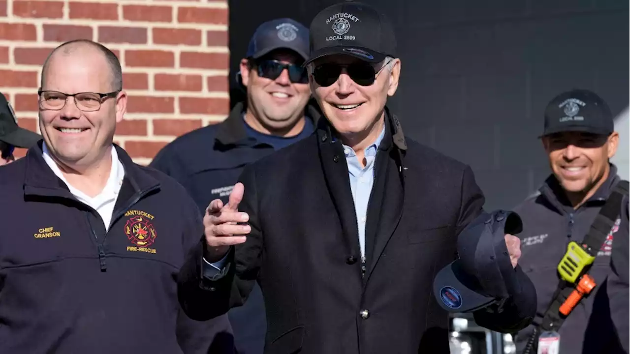 Biden brings Thanksgiving pies to Nantucket first responders