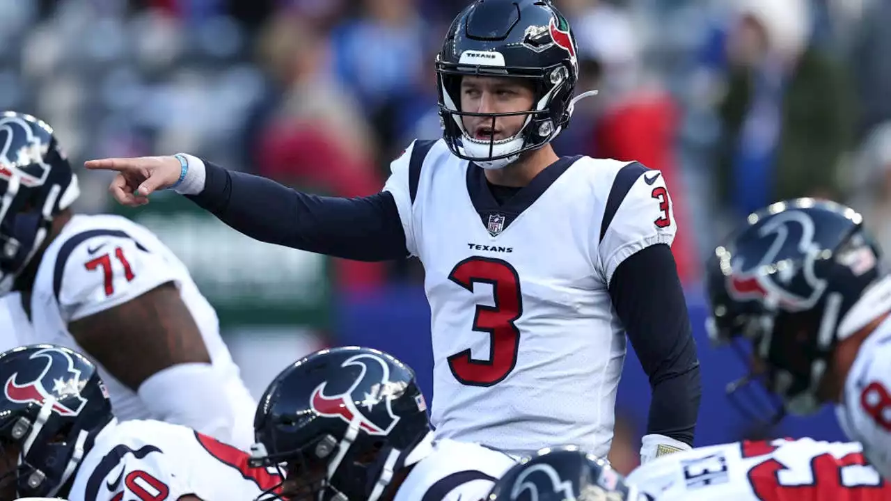 Houston Texans bench QB Davis Mills for Kyle Allen