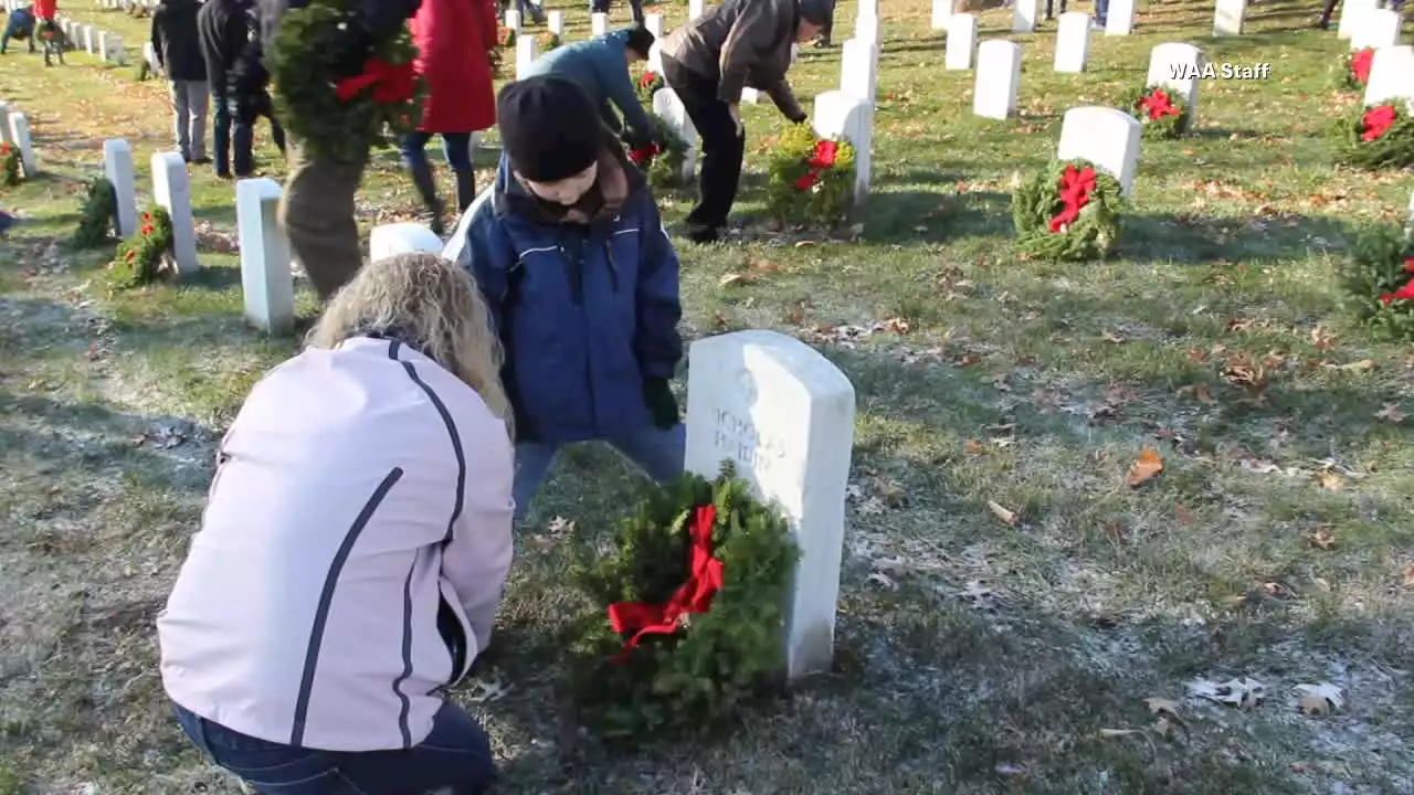 Wreaths Across America seeking donations, volunteers ahead of their event in December