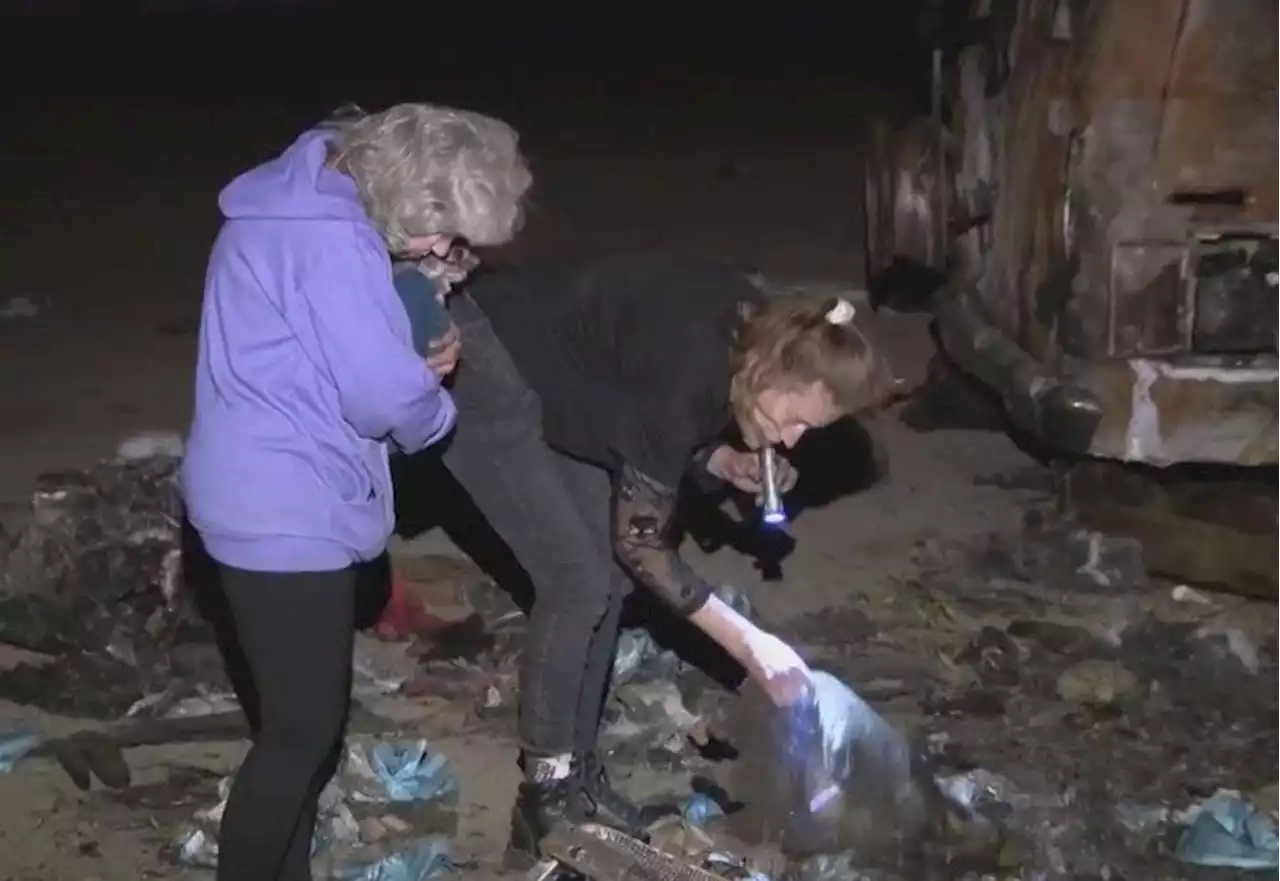 California homeless women return thousands of dollars found in burned van to owner