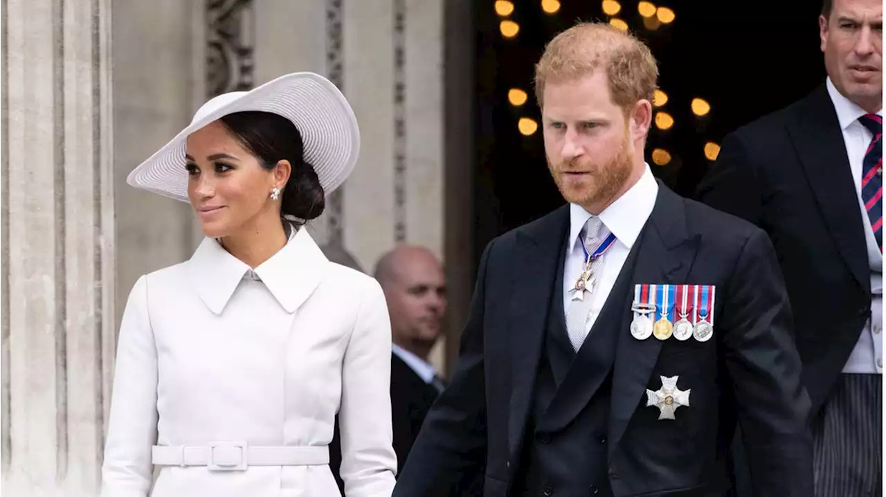 Harry + Meghan: Keine Einladung zu Charles' Krönungszeremonie? Davon soll es abhängen