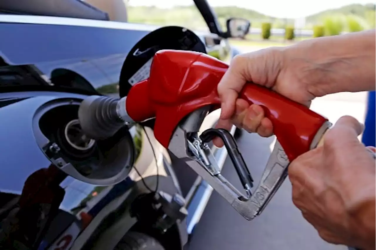 Big-time fuel price rollback seen on Tuesday