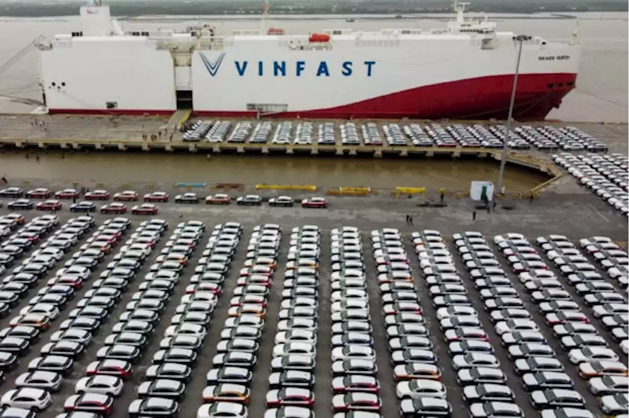 Vietnam’s VinFast ships first batch of electric vehicles to U.S. customers