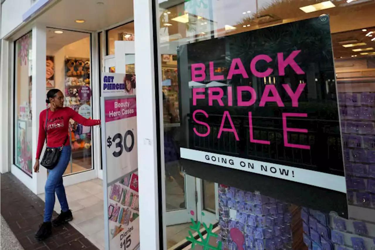 Black Friday 2022: What time Target, Walmart, more open