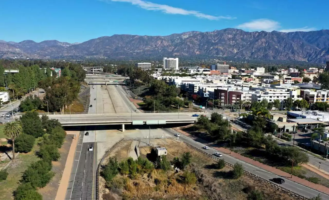 The ghost of dead 710 Freeway extension in Pasadena haunts drivers’ map apps