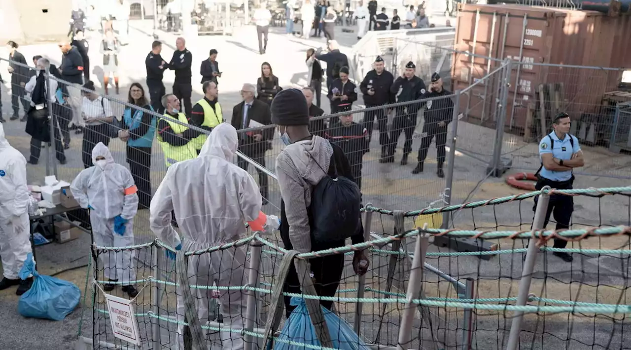 Migranti, Francia: se l'Italia non accoglie navi niente ricollocamenti