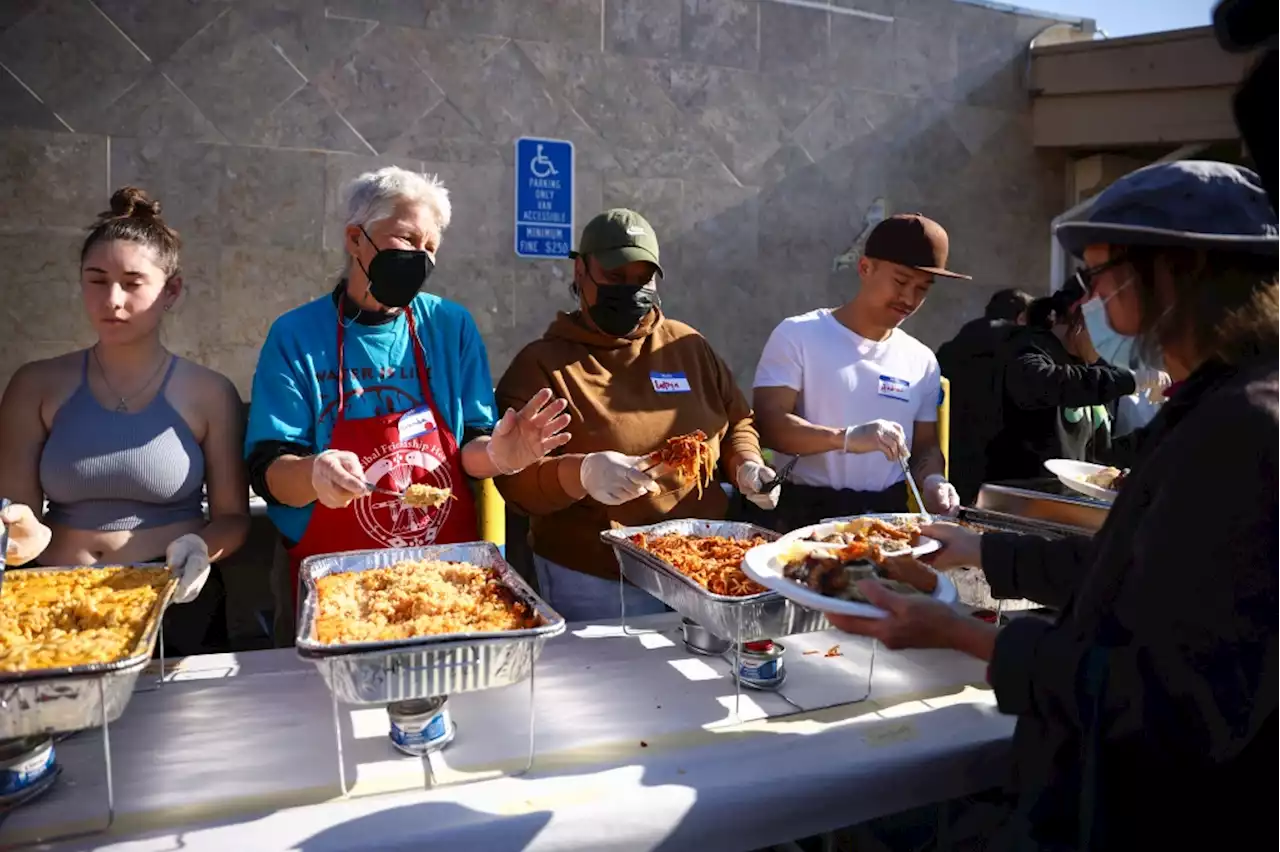 Thanksgiving Day meals make holiday season brighter in Bay Area