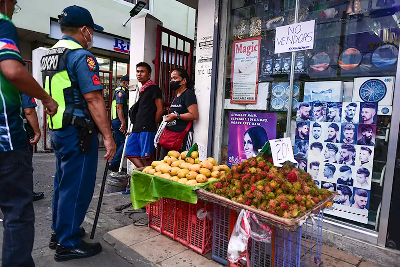 CDO cracks down on street, sidewalk vendors